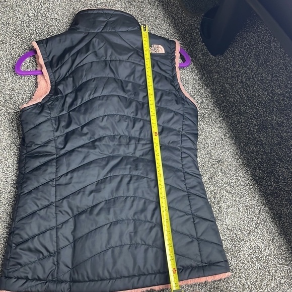 The North Face Pink/Black Reversible Quilted Vest XS B151 - Picture 15 of 15